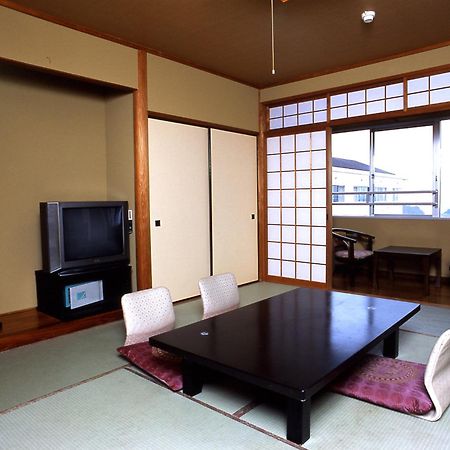 Misakitei Hotel Kami Amakusa Стая снимка